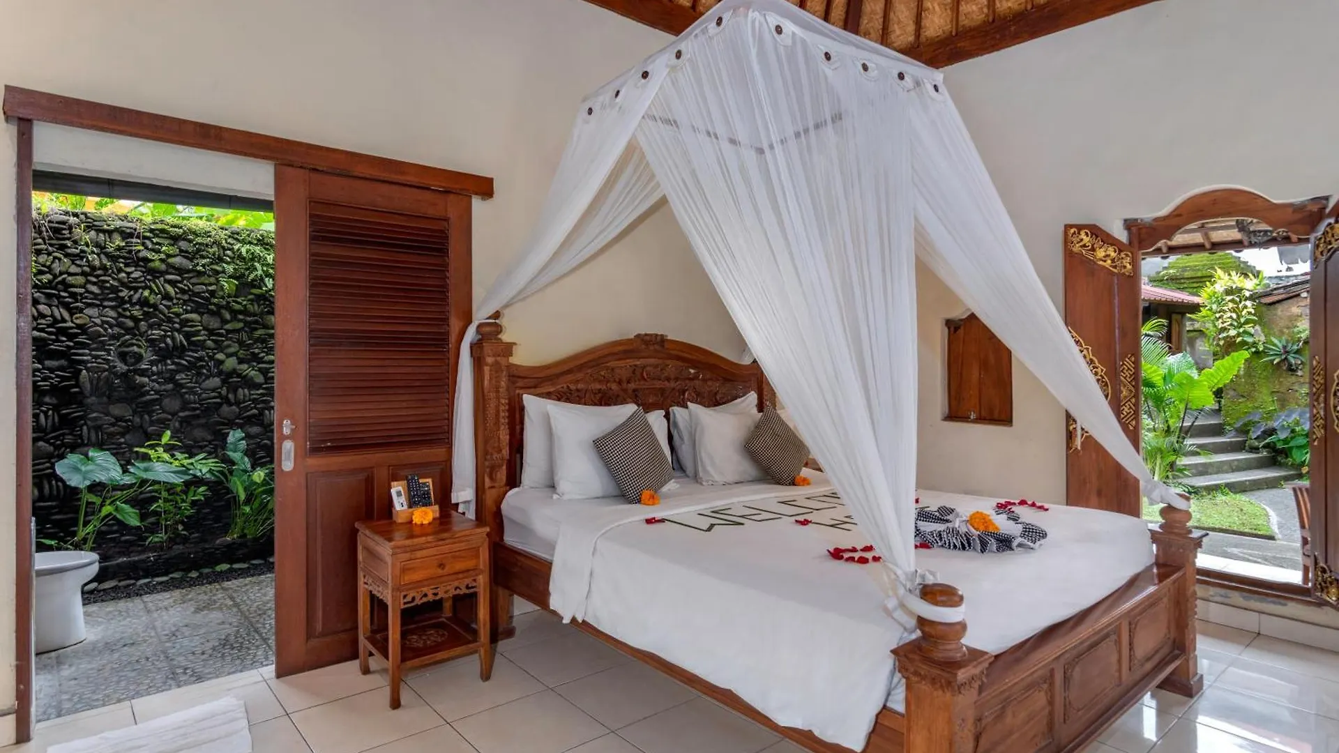 The Alus Villa And Suite Ubud 0*,  Indonesië