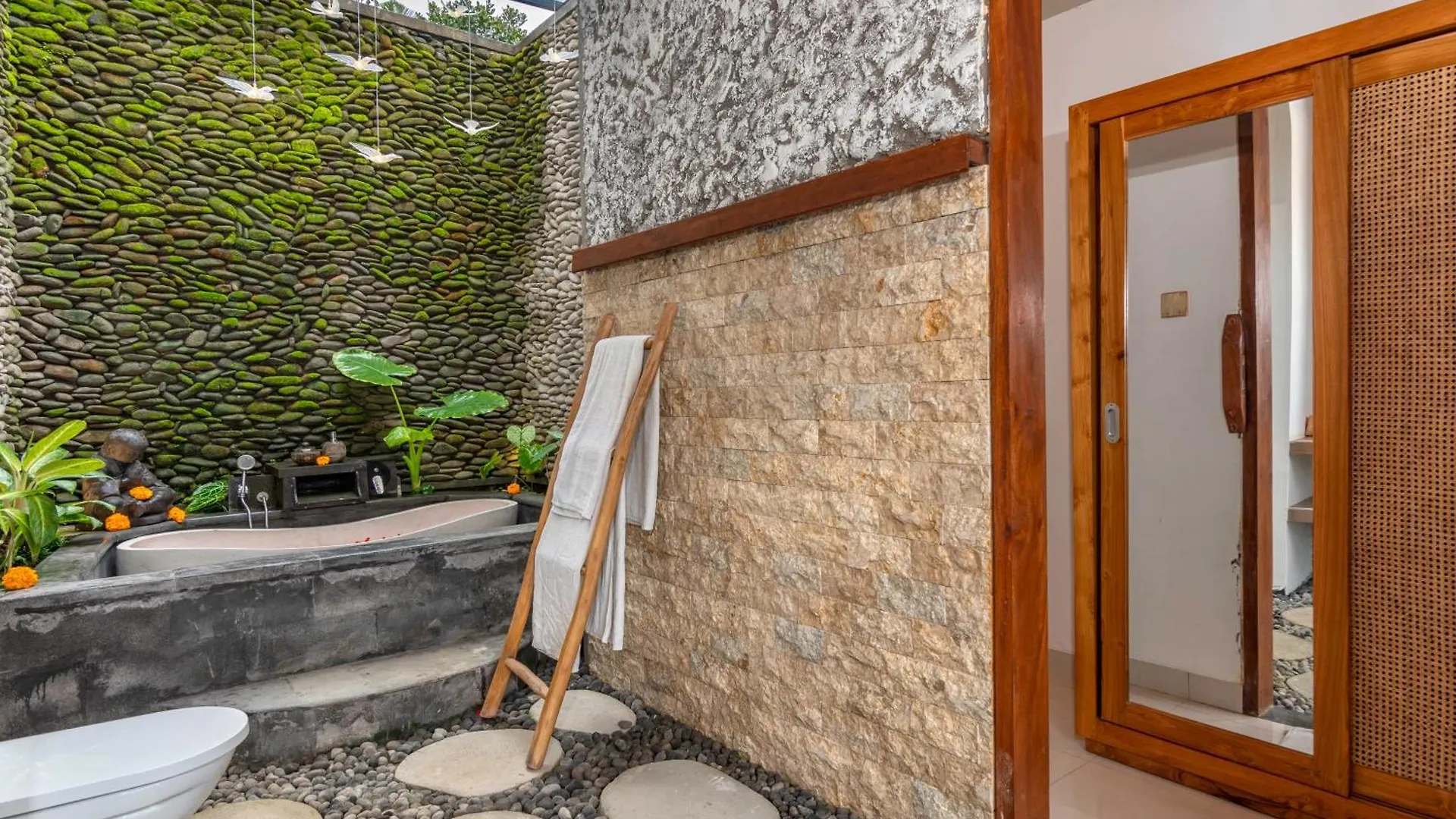 The Alus Villa And Suite Ubud Indonesië